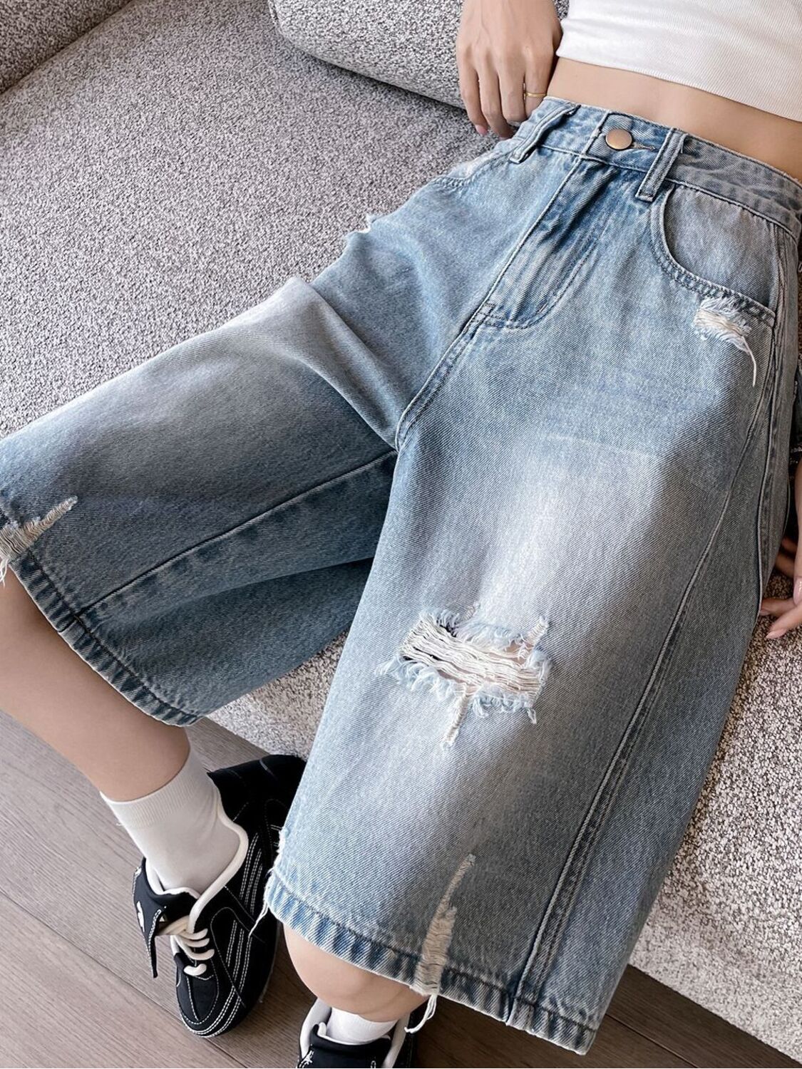 Distressed Jean Rip - Женские джинсовые шорты-бермуды с высокой талией,